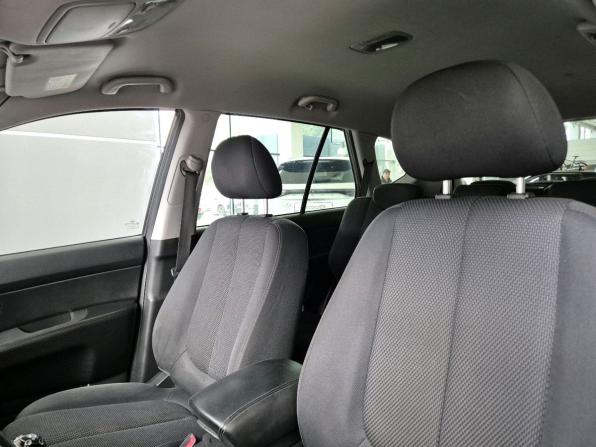 Kia Carens II (UN) с пробегом 2007 года, цена 699 000 рублей, 210940 км, компактвэн, Автокод Объявления