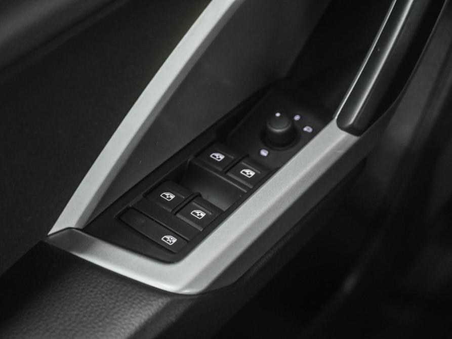 Audi Q3 Sportback II (F3) Челябинск  - изображение 22