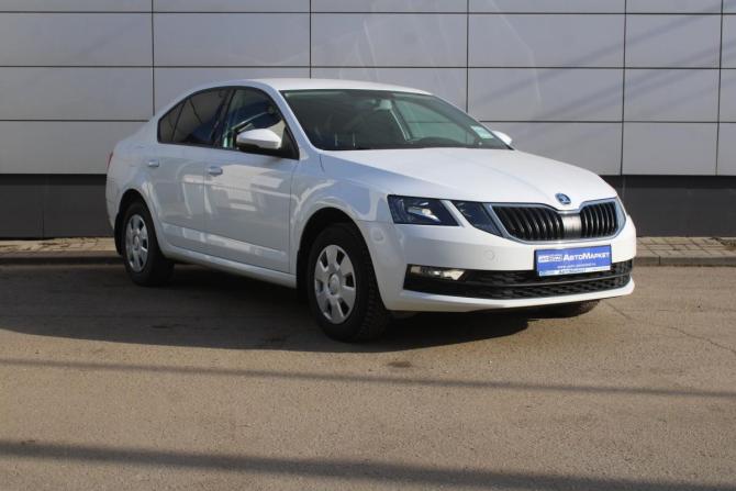 Skoda Octavia III (A7) Рестайлинг с пробегом 2020 года, цена 1 895 000 рублей, 56158 км, лифтбек, Автокод Объявления