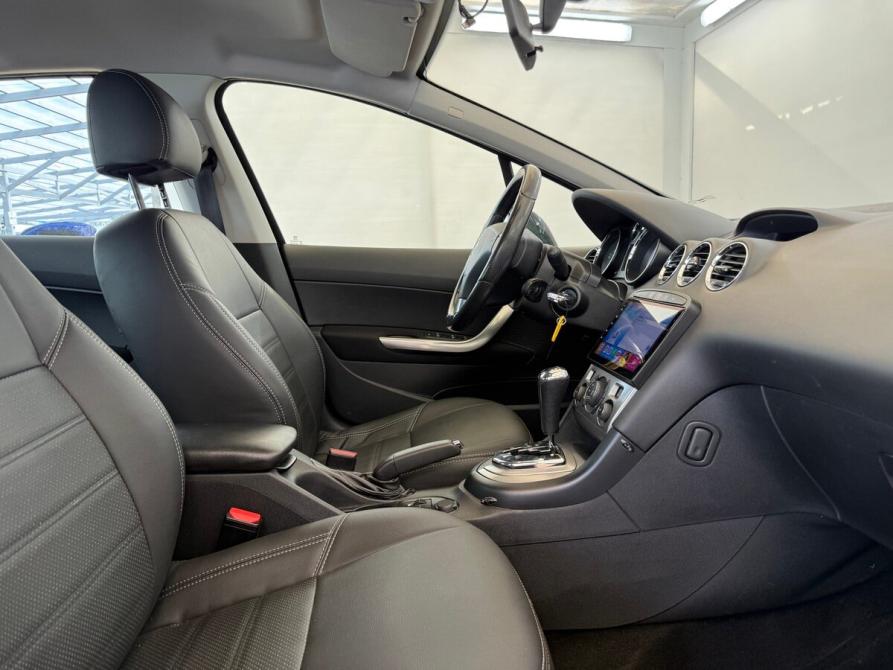 Peugeot 408 I Москва  - изображение 11