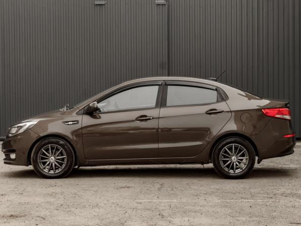 Kia Rio III Рестайлинг с пробегом 2017 года, цена 1 050 000 рублей, 169582 км, седан, Автокод Объявления