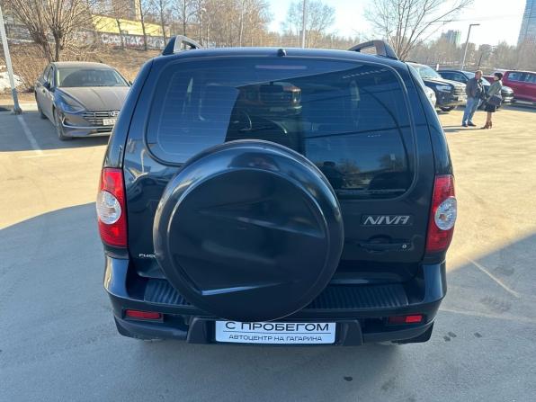 Chevrolet Niva I Рестайлинг с пробегом 2015 года, цена 569 000 рублей, 124952 км, внедорожник, Автокод Объявления
