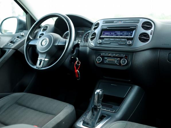 Volkswagen Tiguan I Рестайлинг с пробегом 2011 года, цена 1 459 000 рублей, 182014 км, внедорожник, Автокод Объявления