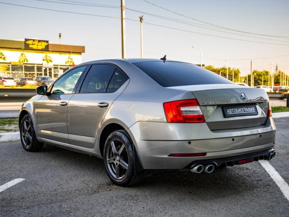 Skoda Octavia III (A7) Рестайлинг с пробегом 2017 года, цена 1 409 000 рублей, 163959 км, лифтбек, Автокод Объявления