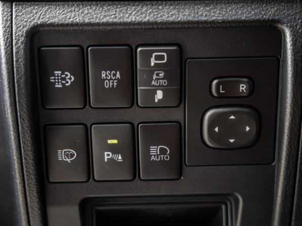 Toyota Land Cruiser 200 Series Рестайлинг 2 с пробегом 2020 года, цена 7 765 000 рублей, 119919 км, внедорожник, Автокод Объявления