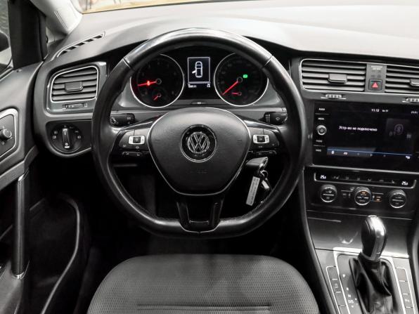 Volkswagen Golf VII Рестайлинг с пробегом 2018 года, цена 1 940 000 рублей, 109510 км, хэтчбек, Автокод Объявления