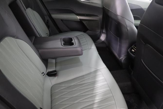 Changan Lamore с пробегом 2024 года, цена 2 179 990 рублей, 4598 км, седан, Автокод Объявления