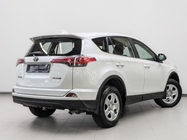 Toyota RAV4 IV (XA40) Рестайлинг с пробегом 2018 года, цена 2 740 000 рублей, 17934 км, внедорожник, Автокод Объявления