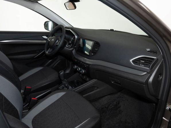 Lada (ВАЗ) Vesta I Рестайлинг (NG) с пробегом 2025 года, цена 1 394 000 рублей, 8700 км, седан, Автокод Объявления