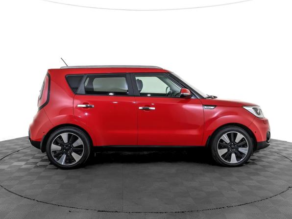 Kia Soul II Рестайлинг с пробегом 2019 года, цена 1 740 000 рублей, 96181 км, хэтчбек, Автокод Объявления