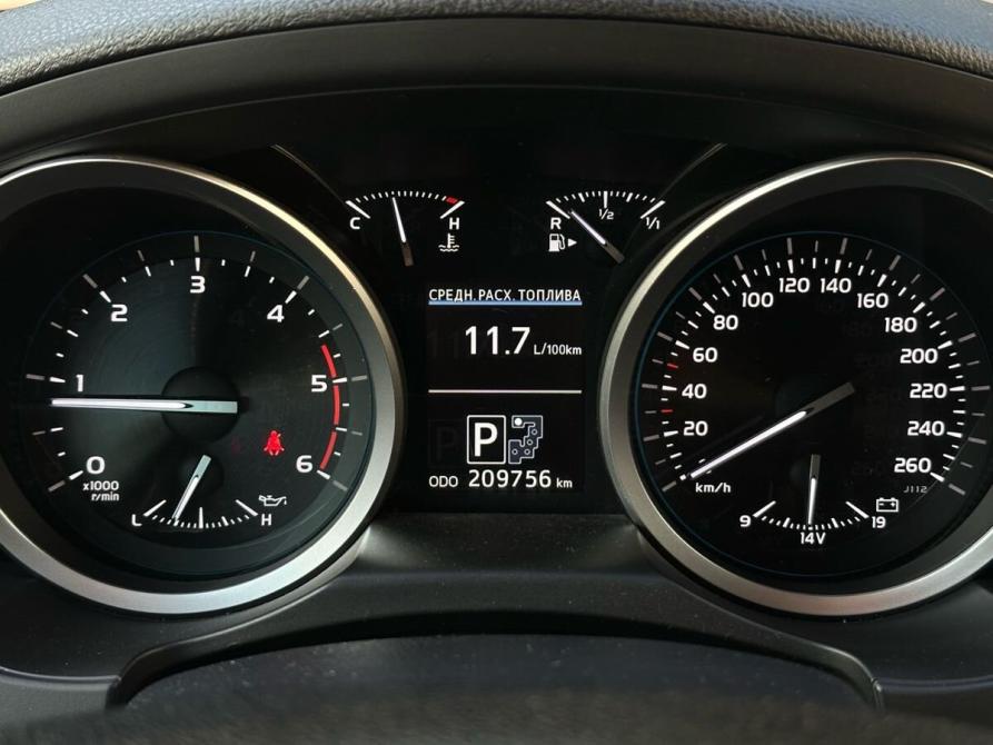 Toyota Land Cruiser 200 Series Рестайлинг 1 Санкт-Петербург  - изображение 17