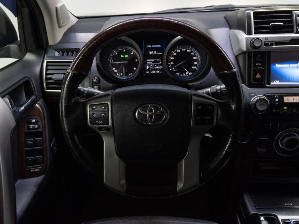 Toyota Land Cruiser Prado 150 Series Рестайлинг 1 с пробегом 2014 года, цена 2 990 000 рублей, 256795 км, внедорожник, Автокод Объявления