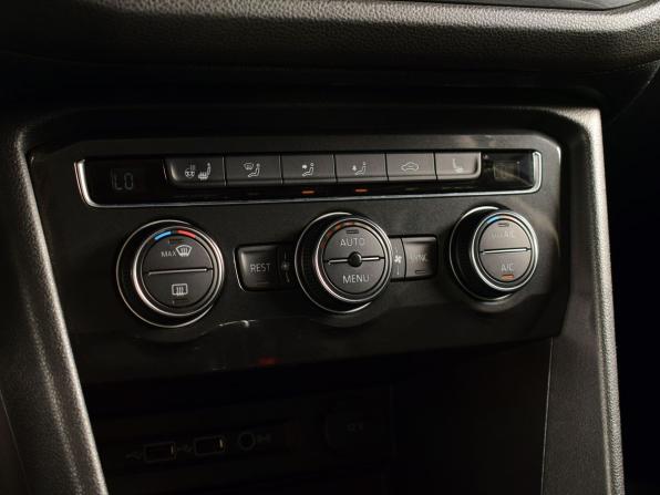 Volkswagen Tiguan II с пробегом 2019 года, цена 2 375 995 рублей, 62471 км, внедорожник, Автокод Объявления