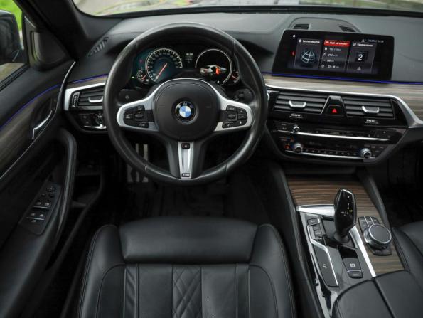 BMW 5 серии VII (G30/G31/G38) с пробегом 2017 года, цена 3 799 000 рублей, 97914 км, седан, Автокод Объявления