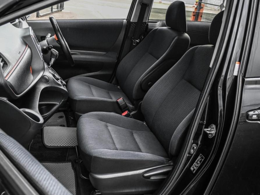 Toyota Sienta II Новороссийск  - изображение 8