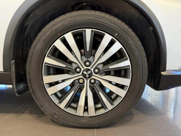 Mitsubishi Outlander III Рестайлинг 3 с пробегом 2019 года, цена 1 850 000 рублей, 188671 км, внедорожник, Автокод Объявления