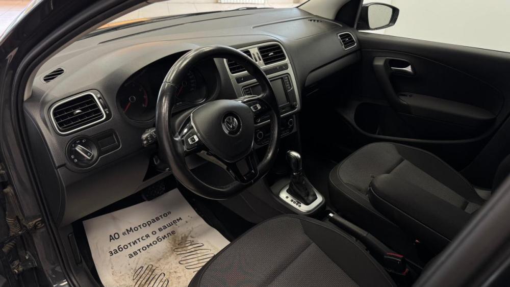 Volkswagen Polo V Рестайлинг Киров  - изображение 9