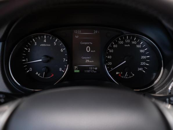 Nissan Qashqai II с пробегом 2015 года, цена 1 675 000 рублей, 119717 км, внедорожник, Автокод Объявления