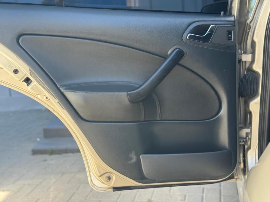 Skoda Octavia I (A4) Рестайлинг Ростов-на-Дону  - изображение 15