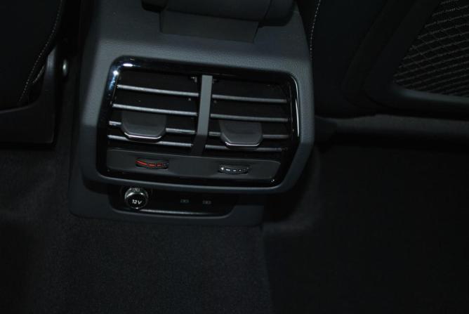 Audi Q3 III (FJ) с пробегом 2026 года, цена 3 990 000 рублей, 10 км, внедорожник, Автокод Объявления