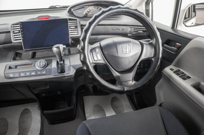 Honda Freed I с пробегом 2010 года, цена 1 149 000 рублей, 164000 км, компактвэн, Автокод Объявления