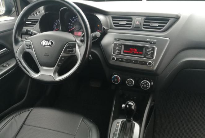 Kia Rio III Рестайлинг с пробегом 2015 года, цена 1 084 000 рублей, 136000 км, седан, Автокод Объявления