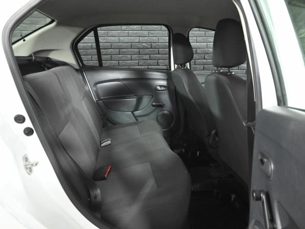 Renault Logan II Рестайлинг с пробегом 2019 года, цена 800 000 рублей, 102531 км, седан, Автокод Объявления