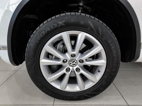 Volkswagen Touareg II Рестайлинг с пробегом 2015 года, цена 2 590 000 рублей, 124500 км, внедорожник, Автокод Объявления