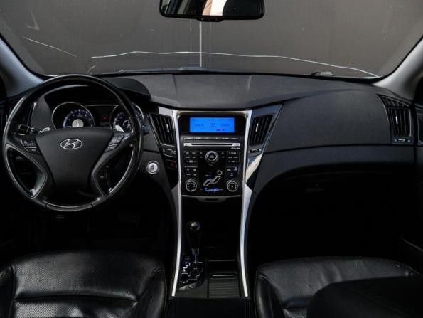 Hyundai Sonata VI (YF) с пробегом 2010 года, цена 1 200 000 рублей, 147355 км, седан, Автокод Объявления