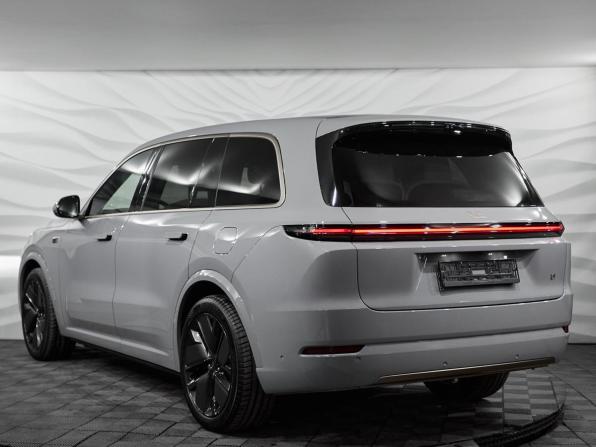 Новый Li Auto (Lixiang) L9 I Рестайлинг 2026 года, цена 12 090 000 рублей, внедорожник, Автокод Объявления