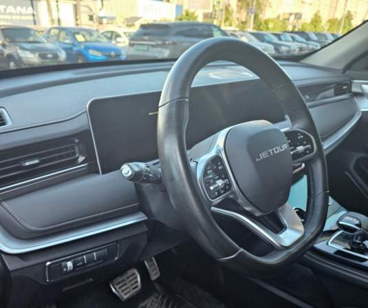 JETOUR X70+ I Рестайлинг с пробегом 2024 года, цена 2 375 000 рублей, 30297 км, внедорожник, Автокод Объявления