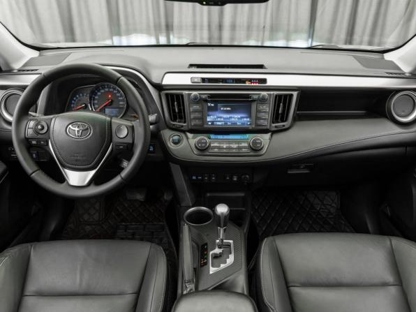 Toyota RAV4 IV (XA40) с пробегом 2015 года, цена 2 150 000 рублей, 114645 км, внедорожник, Автокод Объявления