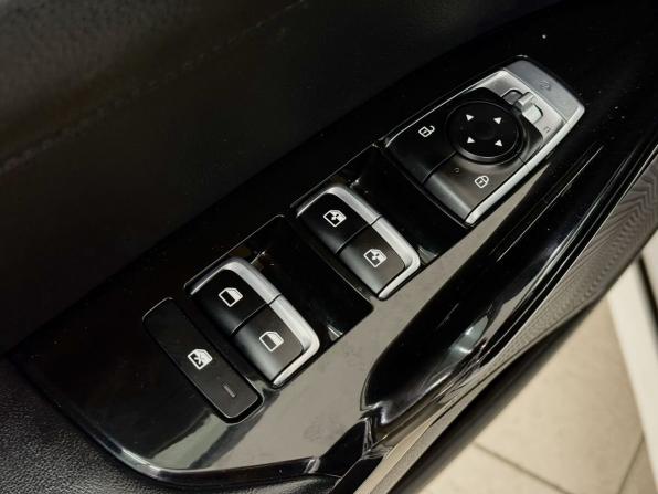 Kia K5 III с пробегом 2021 года, цена 2 650 000 рублей, 95270 км, седан, Автокод Объявления