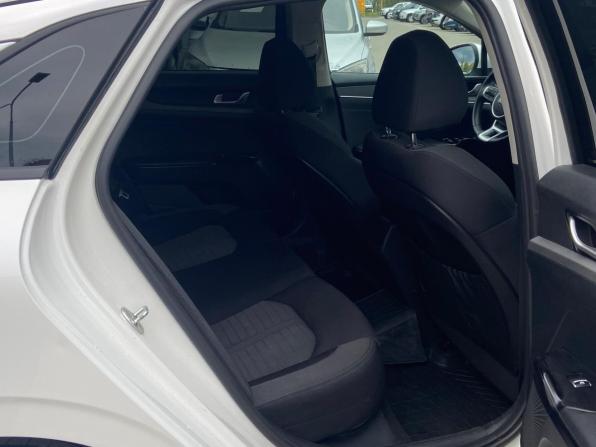 Kia K5 III с пробегом 2021 года, цена 2 440 000 рублей, 78674 км, седан, Автокод Объявления