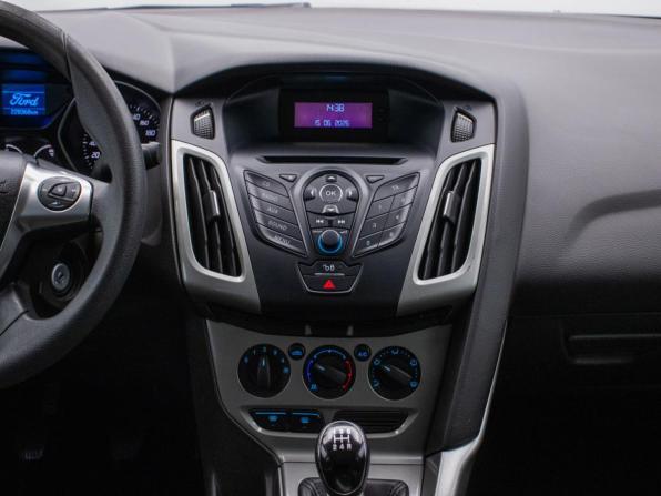 Ford Focus III с пробегом 2011 года, цена 580 000 рублей, 220359 км, седан, Автокод Объявления