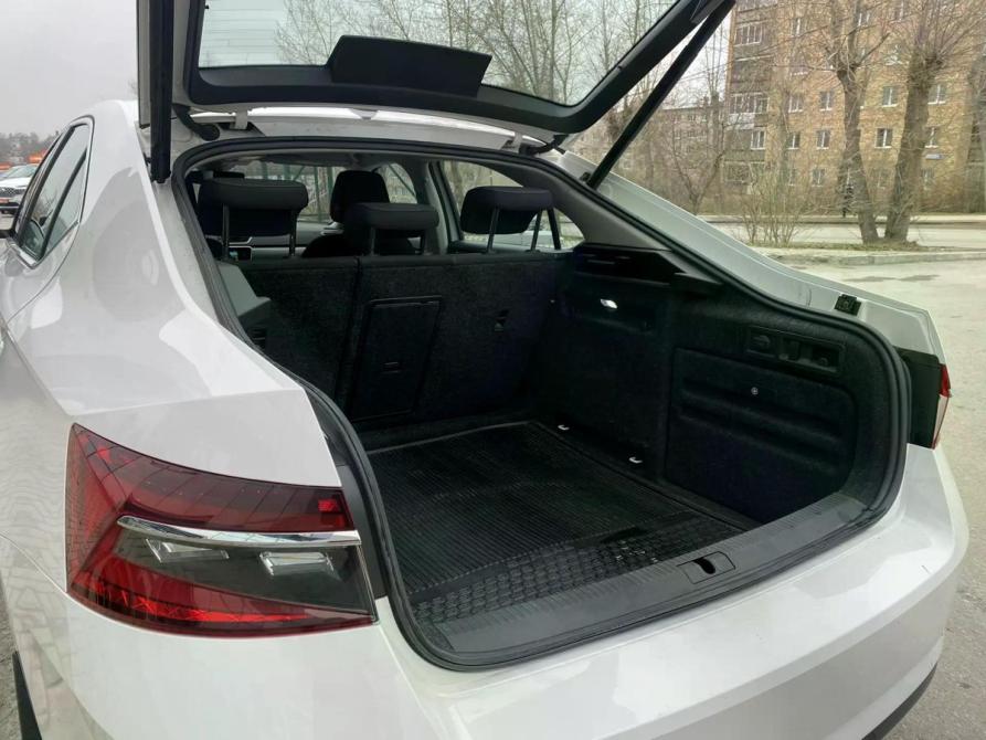 Skoda Superb III Рестайлинг Екатеринбург  - изображение 13