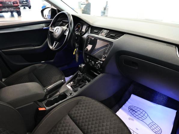 Skoda Octavia III (A7) Рестайлинг с пробегом 2018 года, цена 1 450 000 рублей, 186134 км, лифтбек, Автокод Объявления