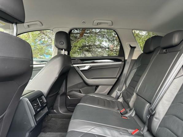Volkswagen Touareg III с пробегом 2019 года, цена 3 650 000 рублей, 198472 км, внедорожник, Автокод Объявления