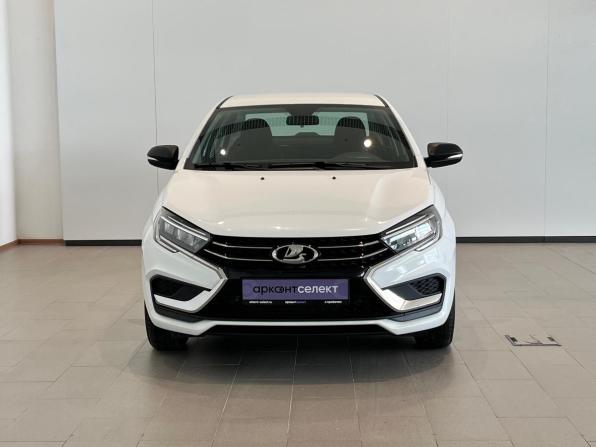 Lada (ВАЗ) Vesta I Рестайлинг (NG) с пробегом 2024 года, цена 1 380 000 рублей, 5317 км, седан, Автокод Объявления