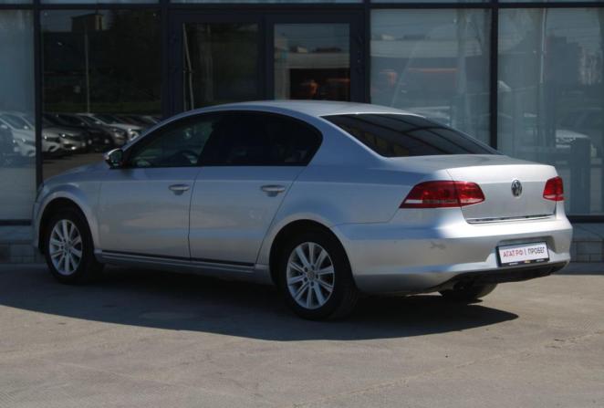 Volkswagen Passat B7 с пробегом 2011 года, цена 970 000 рублей, 251456 км, седан, Автокод Объявления