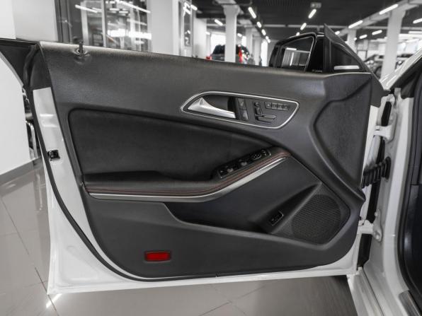 Mercedes-Benz CLA I (C117 X117) Рестайлинг с пробегом 2018 года, цена 2 260 000 рублей, 142304 км, седан, Автокод Объявления