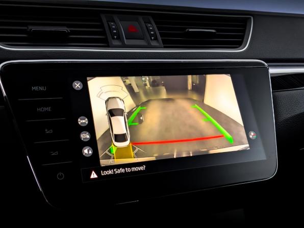 Skoda Superb III Рестайлинг с пробегом 2024 года, цена 3 420 000 рублей, 82225 км, лифтбек, Автокод Объявления