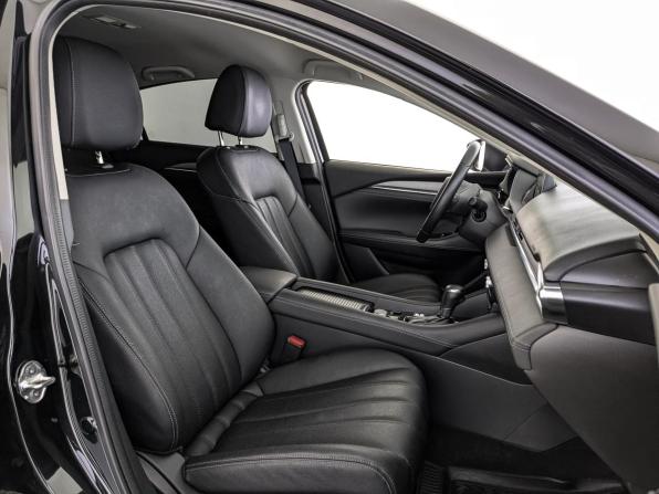 Mazda 6 III (GJ) Рестайлинг 2 с пробегом 2020 года, цена 2 255 000 рублей, 59370 км, седан, Автокод Объявления