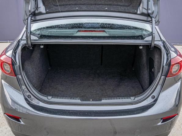 Mazda 3 III (BM) с пробегом 2014 года, цена 1 325 000 рублей, 92037 км, седан, Автокод Объявления