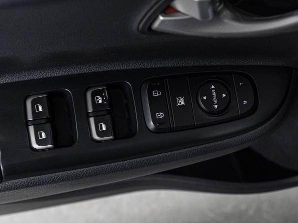Kia Rio IV с пробегом 2017 года, цена 929 000 рублей, 131183 км, седан, Автокод Объявления