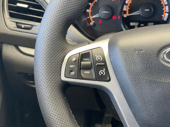 Lada (ВАЗ) Vesta I с пробегом 2021 года, цена 1 017 000 рублей, 98902 км, седан, Автокод Объявления