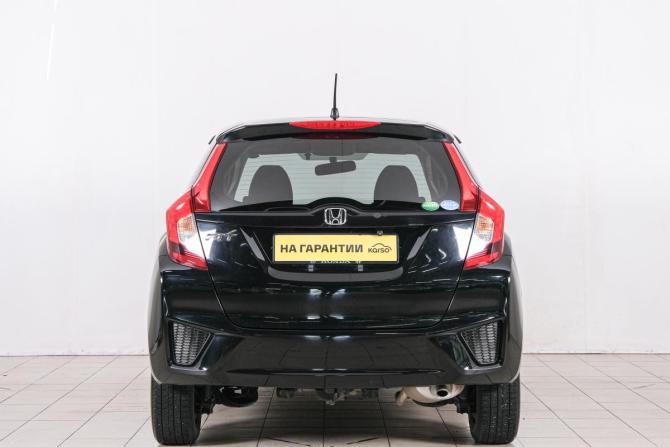 Honda Fit III с пробегом 2016 года, цена 1 029 000 рублей, 93500 км, хэтчбек, Автокод Объявления