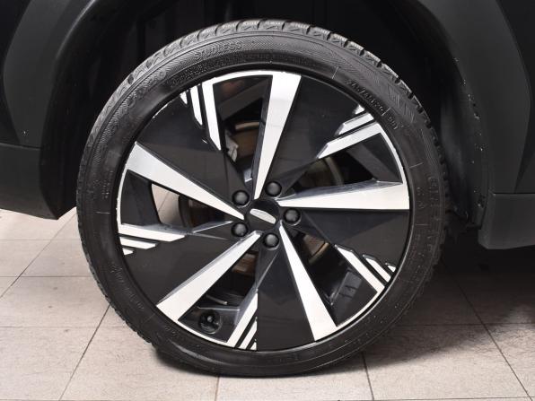 Geely Atlas II с пробегом 2024 года, цена 2 299 999 рублей, 103937 км, внедорожник, Автокод Объявления