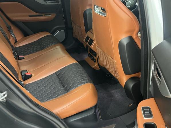 Jaguar F-Pace I с пробегом 2019 года, цена 6 950 000 рублей, 85918 км, внедорожник, Автокод Объявления