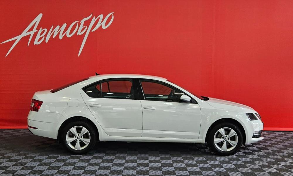 Skoda Octavia III (A7) Рестайлинг Вологда  - изображение 6